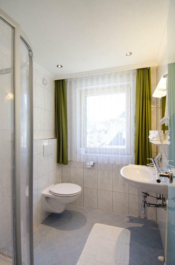 Hotel Garni Siegele - Inklusive Silvretta-Card Premium Ischgl Esterno foto